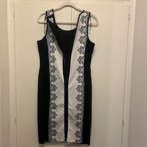 Worthington Black and White Sleeveless Dress - Picture 4 of 5